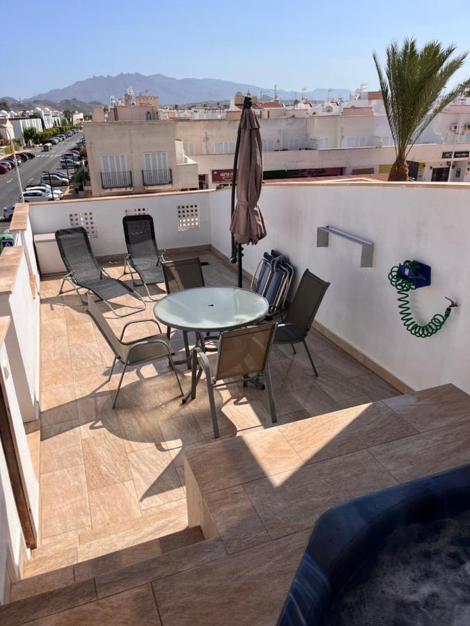 Atico Helena Con Solarium Y Jacuzzi Privado En Laguna Beach Vera Exterior foto