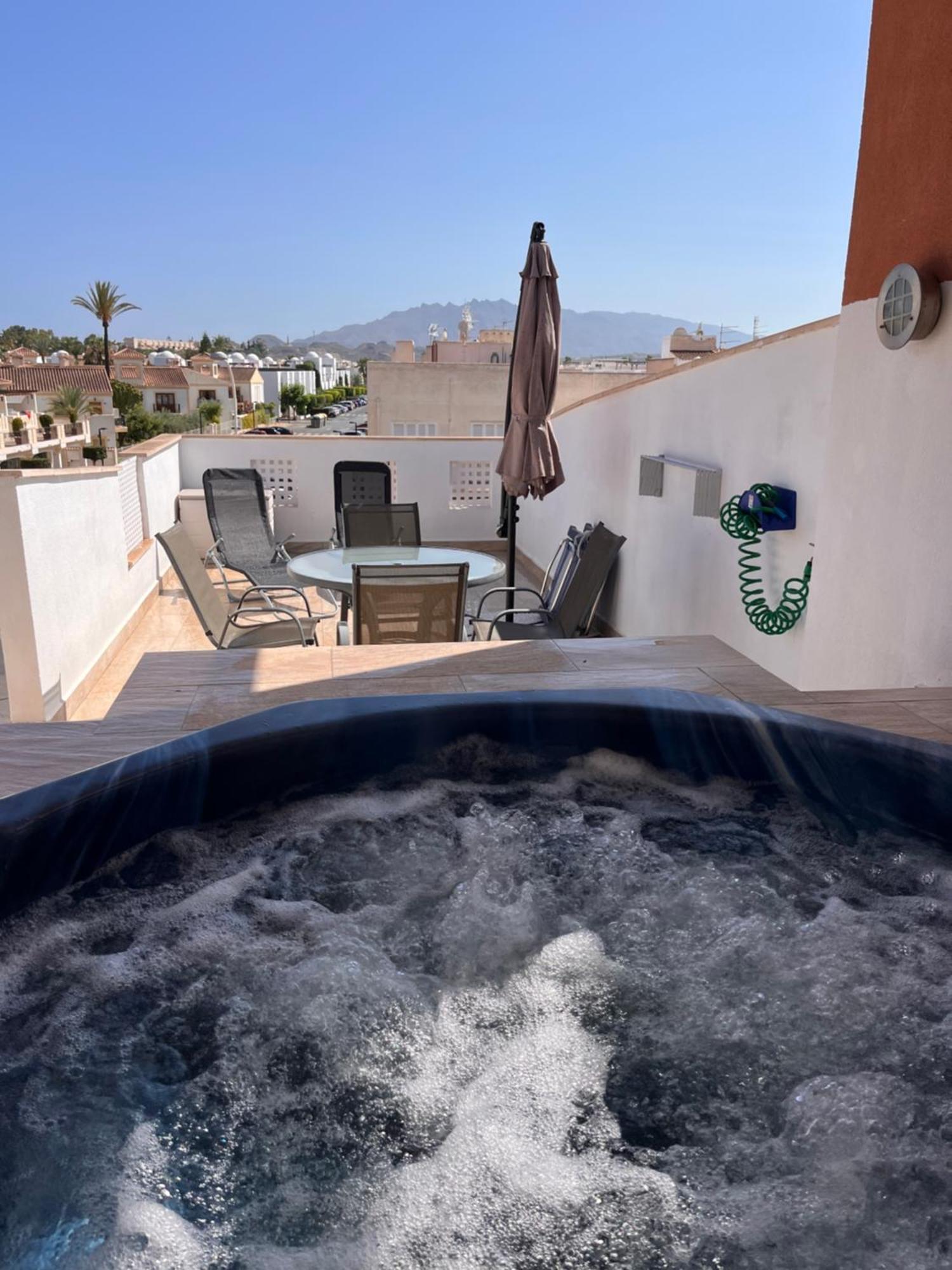 Atico Helena Con Solarium Y Jacuzzi Privado En Laguna Beach Vera Exterior foto